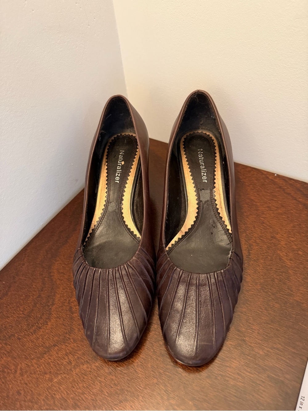 Naturalizer Brown Low Mid-Heel Pumps 7